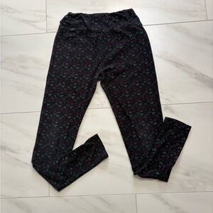 LuLaRoe Black Leggings with Teal & Purple Heart Print